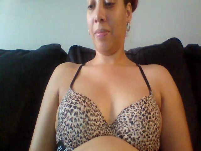 Live sex webcam photo for Heavenllyy #257684895