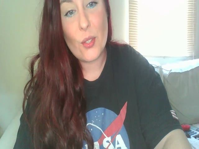 Live sex webcam photo for Cutiexxxx #265443601