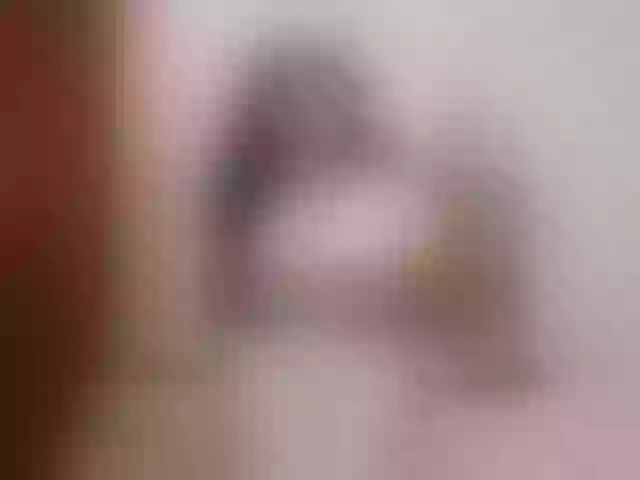 Live sex webcam photo for honey-sara96 #256551671