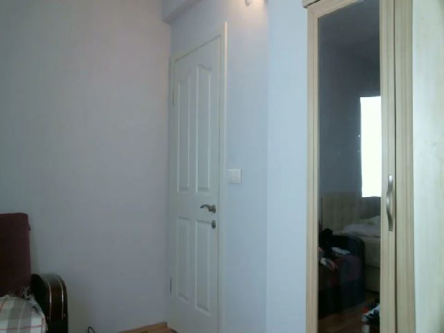 Live sex webcam photo for OnlyLou #254266328