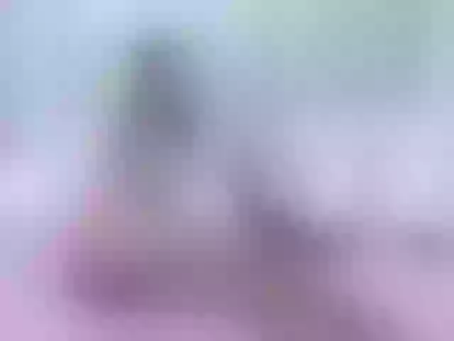 Live sex webcam photo for LeaQueen #241341718