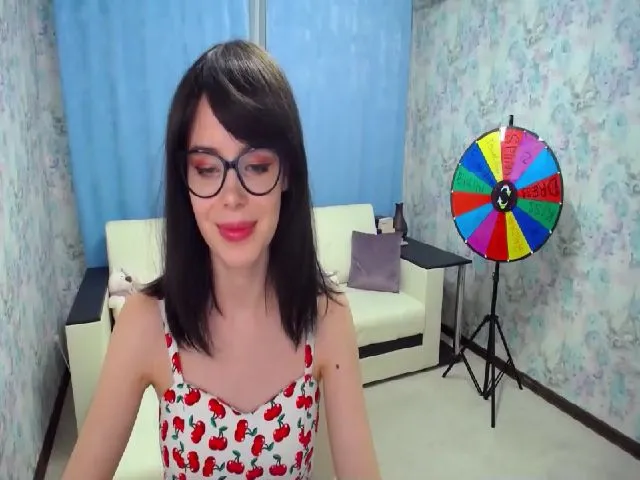 Live sex webcam photo for MelodyOfRain #252643947