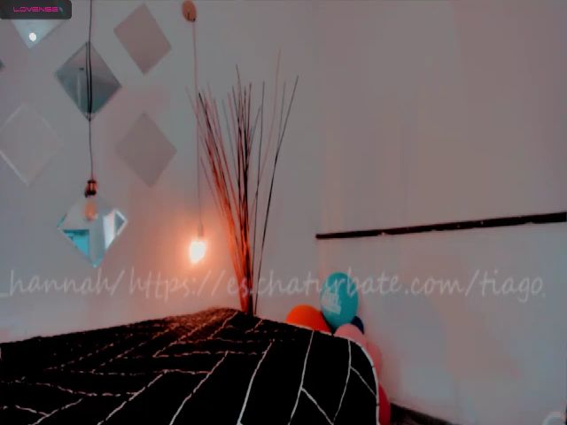 Live sex webcam photo for Sarah_doll1 #253769018