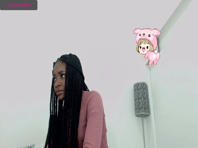 Live sex webcam photo for Danielanaggy #259439793