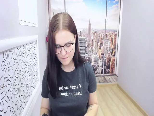 Live sex webcam photo for EvaMild #263347905