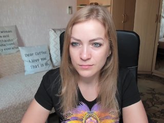 Live sex webcam photo for CherishSia #240554455