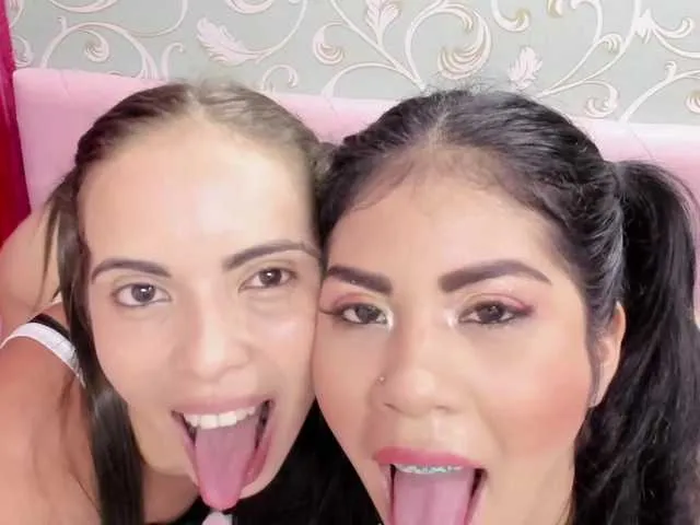 Live sex webcam photo for Swinger-Party #245445880