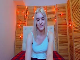 Live sex webcam photo for MarliTes #251753319