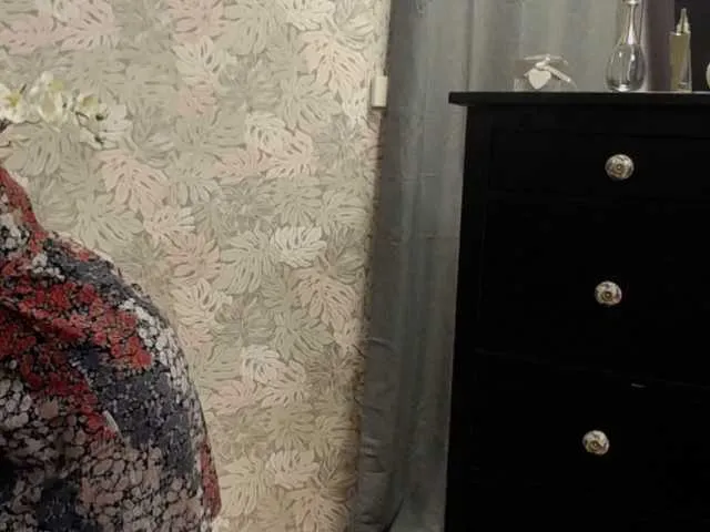 Live sex webcam photo for SoftVANESSA #251307987