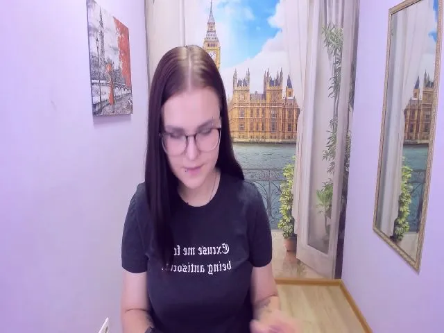 Live sex webcam photo for EvaMild #262297418