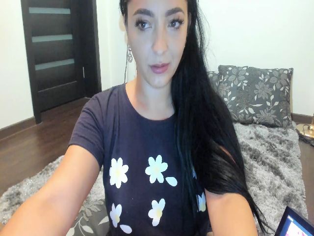 Live sex webcam photo for EndlesssJoy #253229943