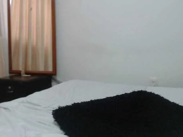 Live sex webcam photo for ThamaraFranc #248888736