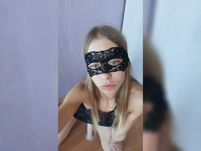Live sex webcam photo for MikaMurrr #241313201