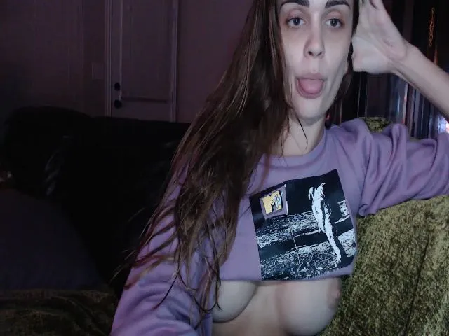 Live sex webcam photo for AudryLikes #259148946