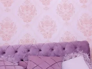 Live sex webcam photo for AngelaMyst #287940030