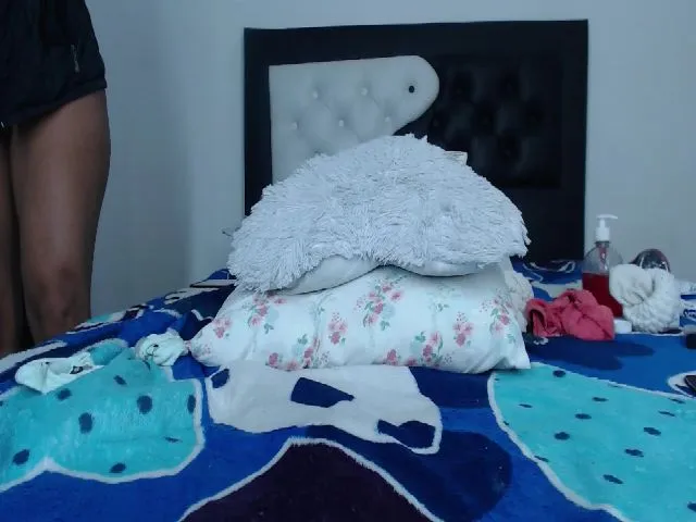 Live sex webcam photo for Sandylau2216 #264505251