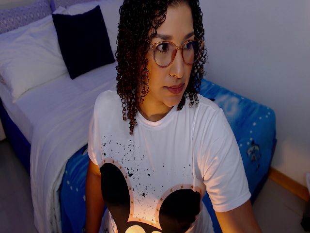 Live sex webcam photo for PrincessLeona #258281949