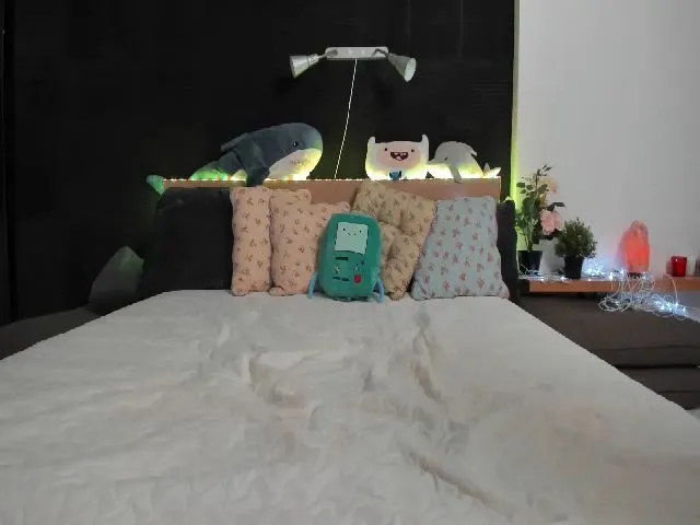 Live sex webcam photo for CobraSweet #264630647