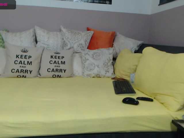 Live sex webcam photo for Roselyn25 #241313424