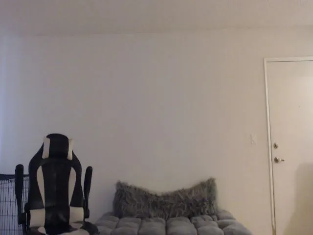 Live sex webcam photo for ExoticJewels #253515677