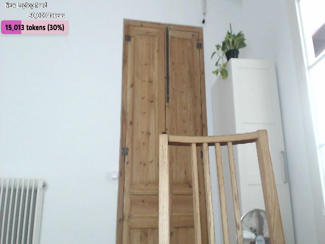 Live sex webcam photo for LolasPie #262717388