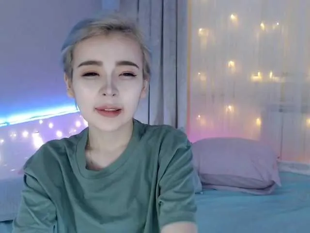 Live sex webcam photo for ChioChana #243853543