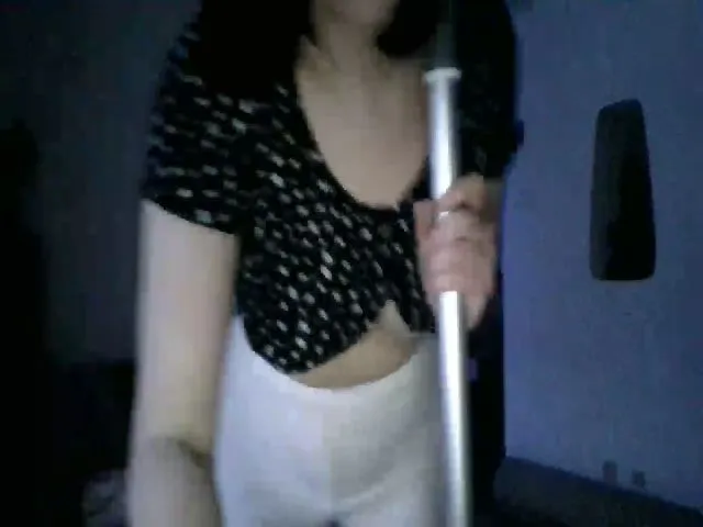 Live sex webcam photo for yonghardcore #261637007