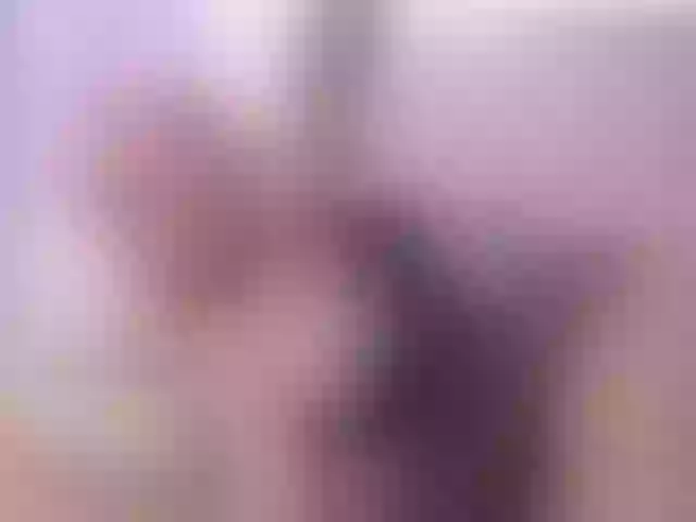 Live sex webcam photo for Sophie_pink18 #256323743