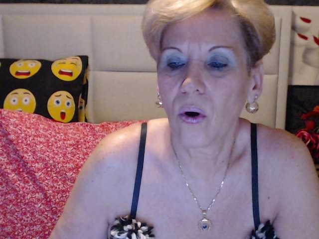 Live sex webcam photo for ANGELGRANNY #241326570