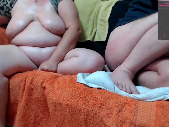 Live sex webcam photo for PaarHotHot #248943866