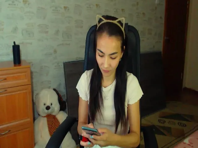 Live sex webcam photo for TenderOrchid #252604910