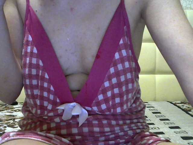 Live sex webcam photo for Saraoff82 #241110579