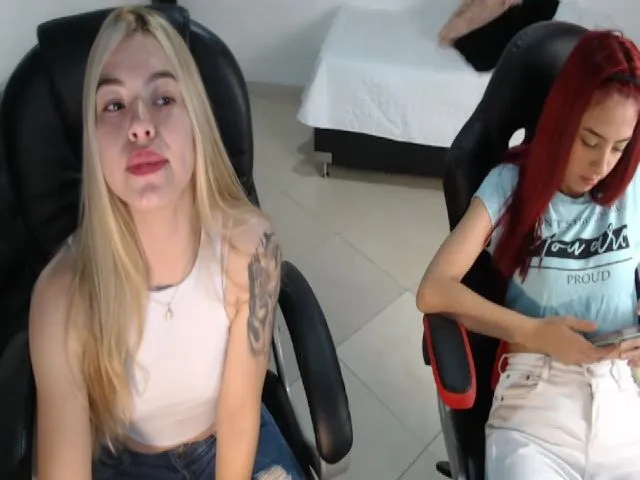 Live sex webcam photo for Thaunhty #257961687