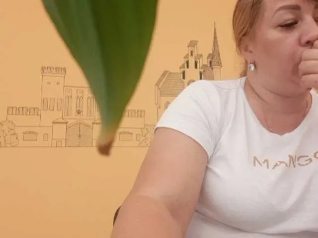 Live sex webcam photo for MiLediLeDi #246423063