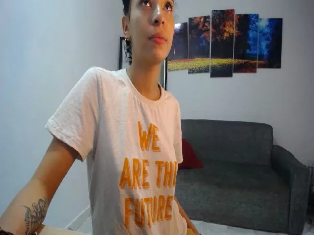Live sex webcam photo for Annycats #265363708
