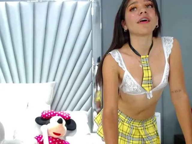 Live sex webcam photo for ClaireFoster #241245978