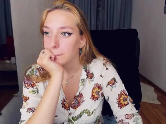 Live sex webcam photo for MimiSummers #262225019
