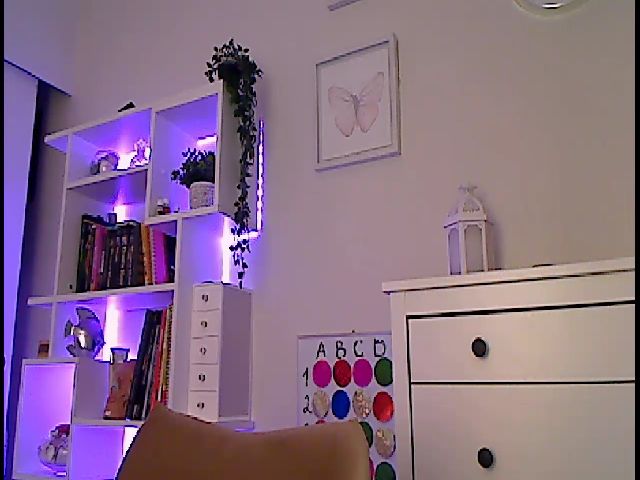 Live sex webcam photo for Amiri #257948240