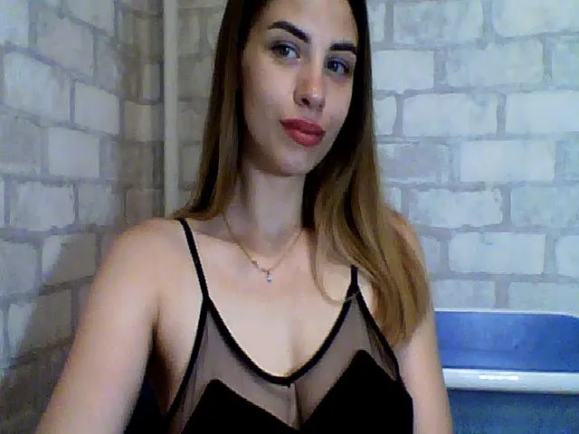 Live sex webcam photo for Linda_2S #263272829