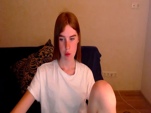 Live sex webcam photo for Vesnyshka #255460954