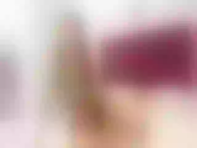 Live sex webcam photo for LittleRed2u #259655846