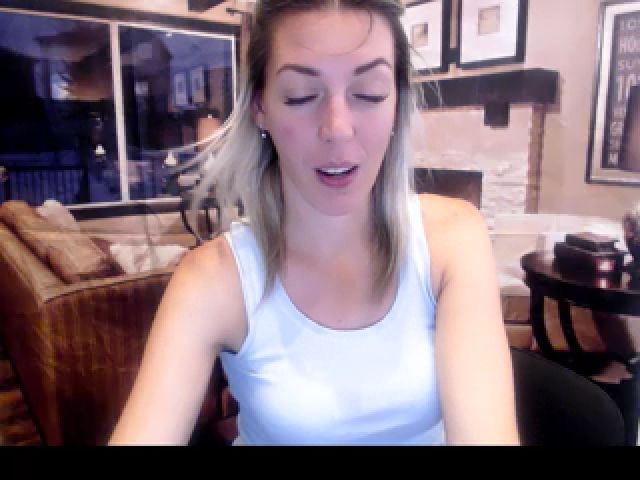 Live sex webcam photo for MornaDevis #264324746