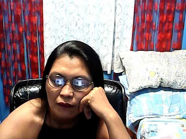 Live sex webcam photo for hOtGranny4u #241290770