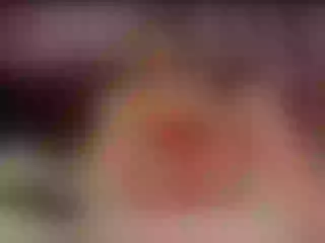 Live sex webcam photo for Mona093 #240937567