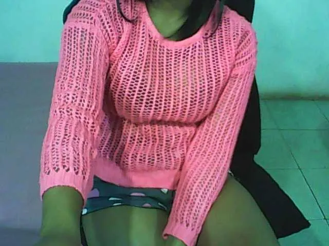 Live sex webcam photo for petitechou #242792353
