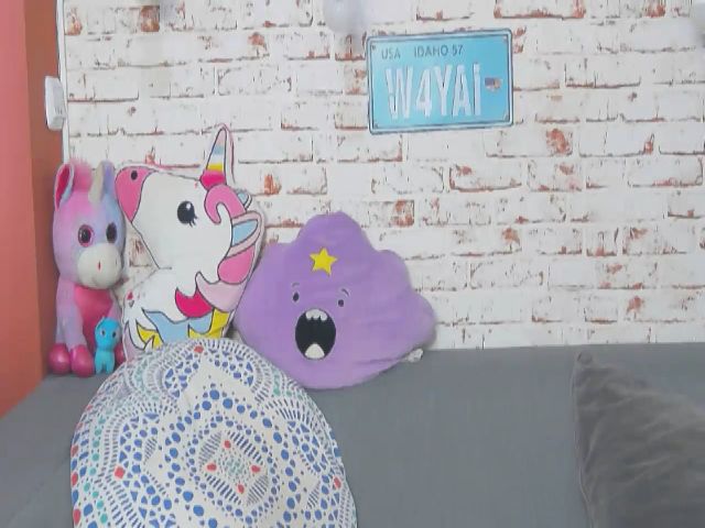 Live sex webcam photo for PoxyVibe #261477114