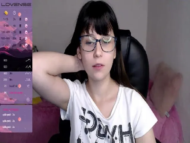 Live sex webcam photo for Paulette655 #255018927