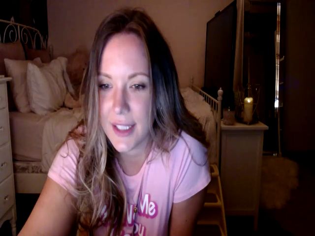 Live sex webcam photo for MissTinsleyyx #257433966