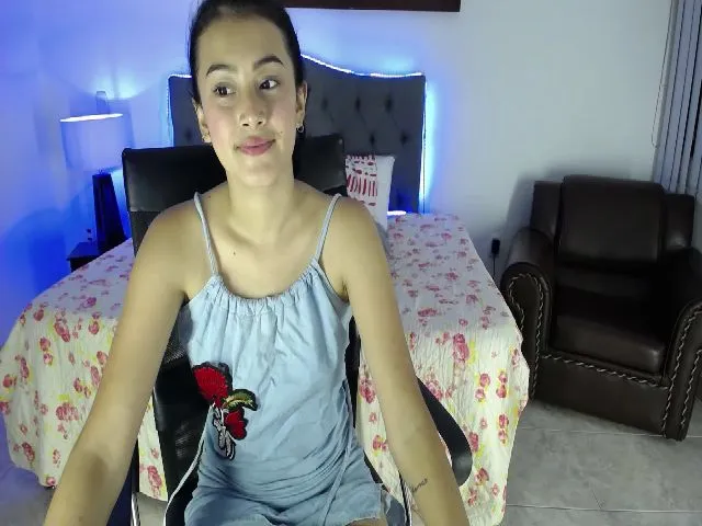 Live sex webcam photo for Sasha_cameron #255775300