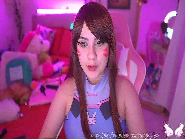 Live sex webcam photo for Angelytaxx #261887922